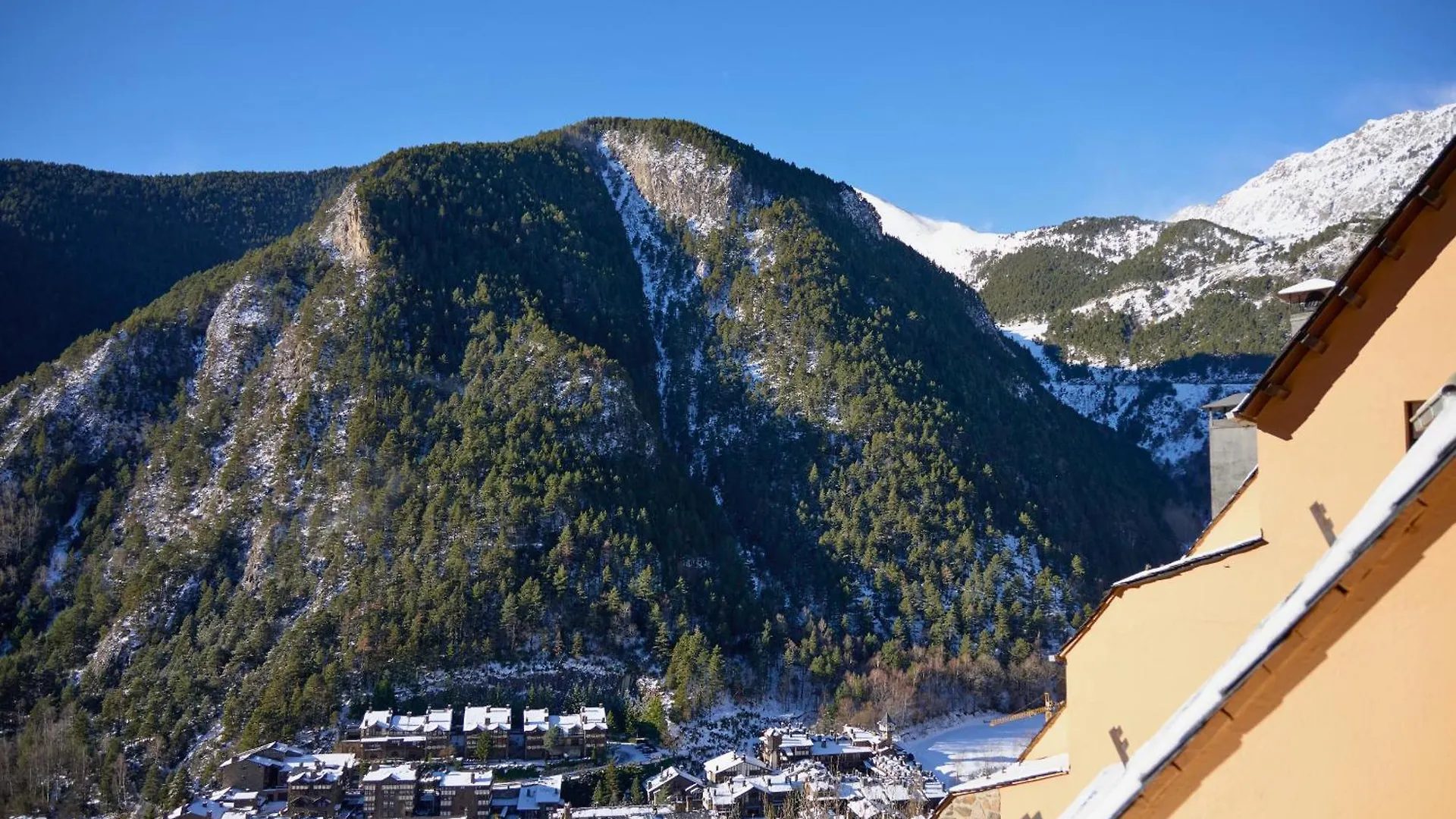 Joya En La Montana Con Vistas Increibles I Andbnb Mas de Ribafeta Apartment